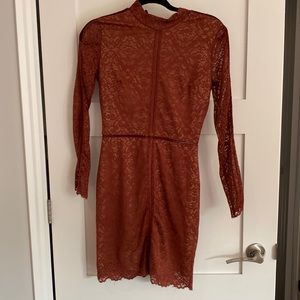 Wilfred (Aritzia) Size 2 Janvry Lace Dress